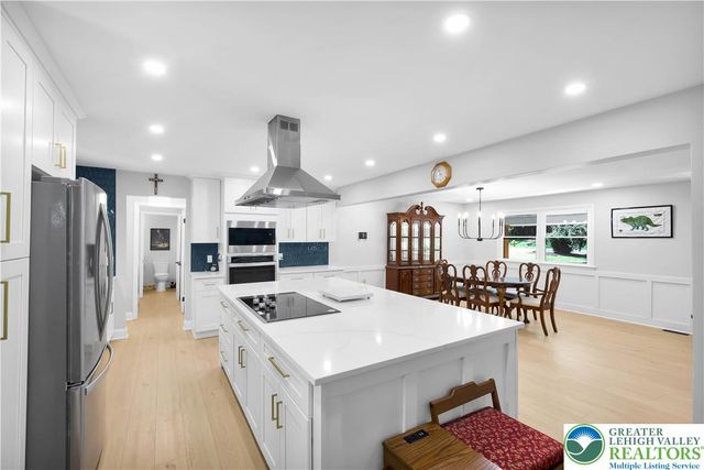 2011 Greenwood Road, Allentown City, PA 18103