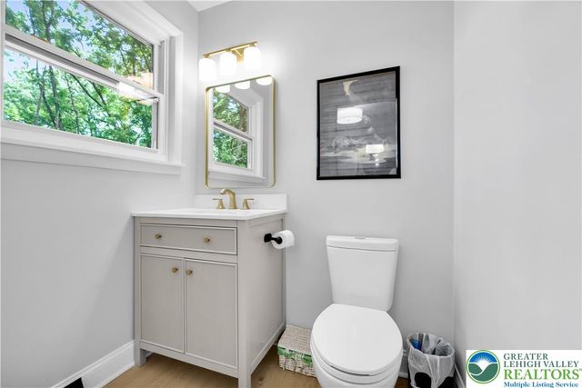 2011 Greenwood Road, Allentown City, PA 18103