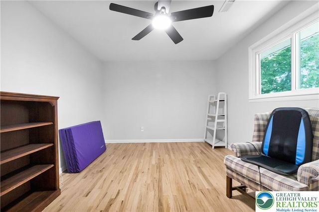 2011 Greenwood Road, Allentown City, PA 18103