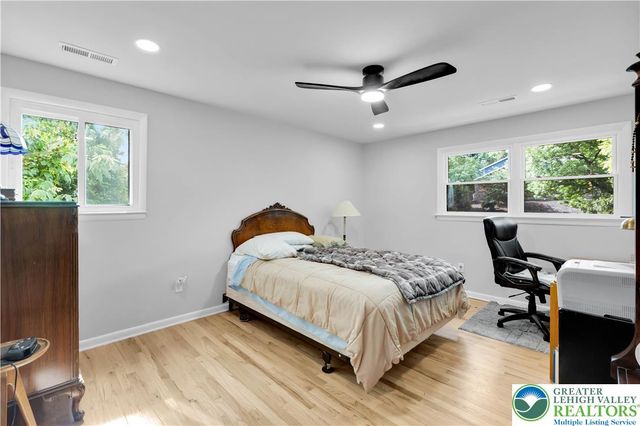 2011 Greenwood Road, Allentown City, PA 18103