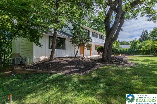 2011 Greenwood Road, Allentown City, PA 18103