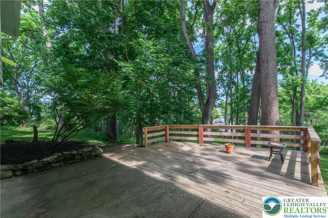 2011 Greenwood Road, Allentown City, PA 18103