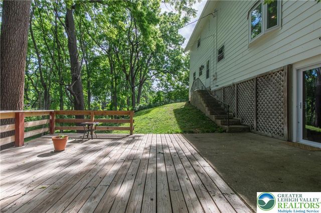 2011 Greenwood Road, Allentown City, PA 18103