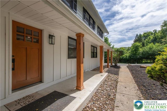 2011 Greenwood Road, Allentown City, PA 18103