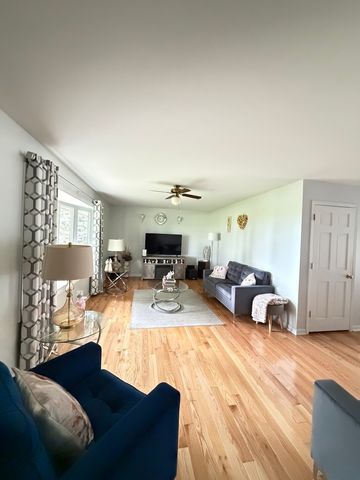4265 Town Hall Road, Belvidere, IL 61008