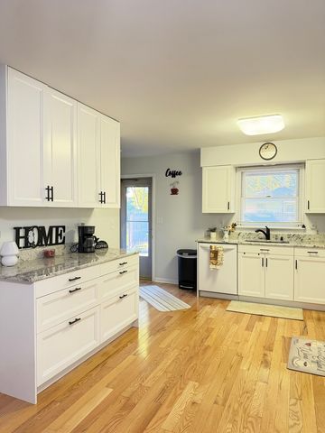 4265 Town Hall Road, Belvidere, IL 61008