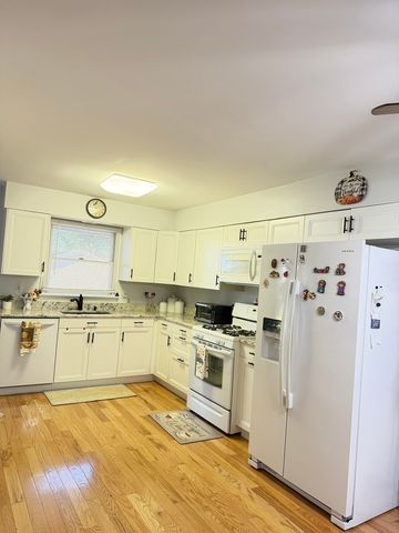 4265 Town Hall Road, Belvidere, IL 61008