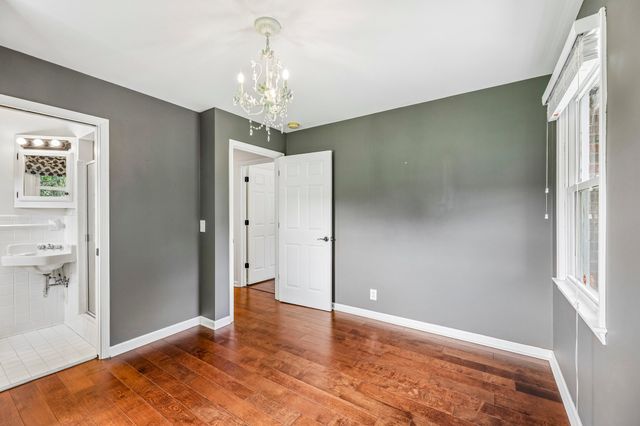 1205 Madison Creek Rd, Goodlettsville, TN 37072