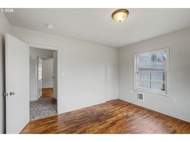 130 DENVER St, Albany, OR 97321