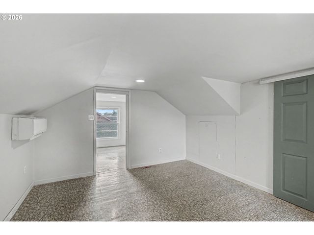 130 DENVER St, Albany, OR 97321