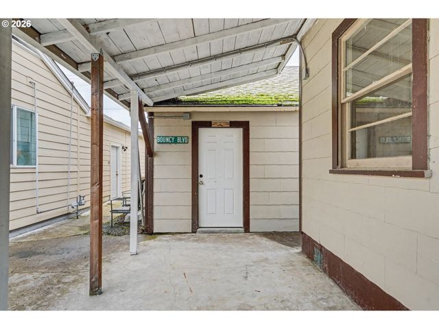 130 DENVER St, Albany, OR 97321