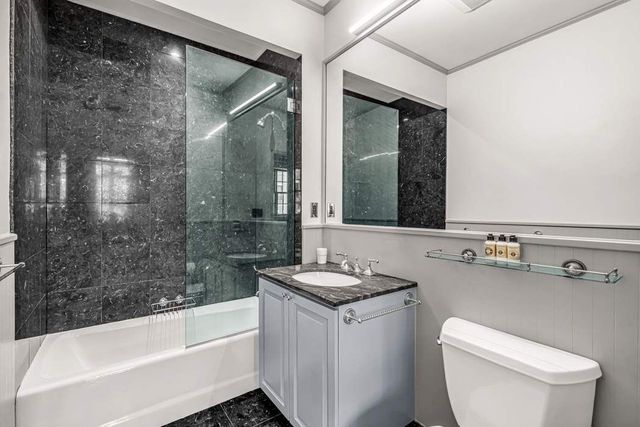 19 E 92nd Street, New York City, NY 10128