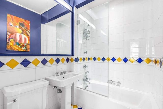 19 E 92nd Street, New York City, NY 10128