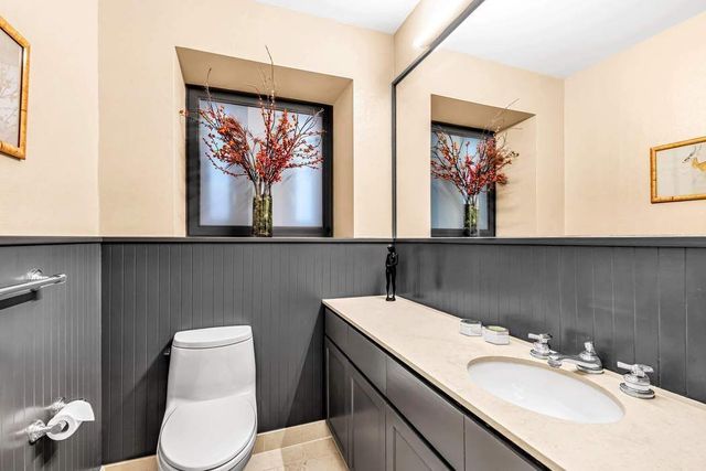 19 E 92nd Street, New York City, NY 10128