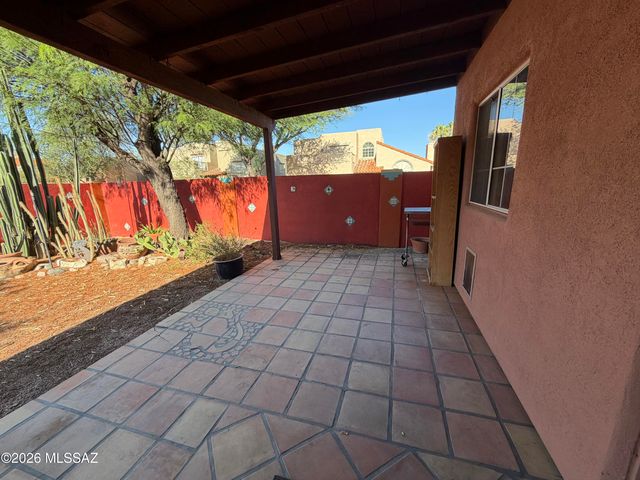 3777 N Camino Leamaria, Tucson, AZ 85716