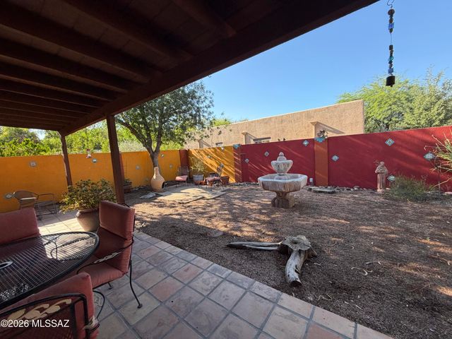 3777 N Camino Leamaria, Tucson, AZ 85716