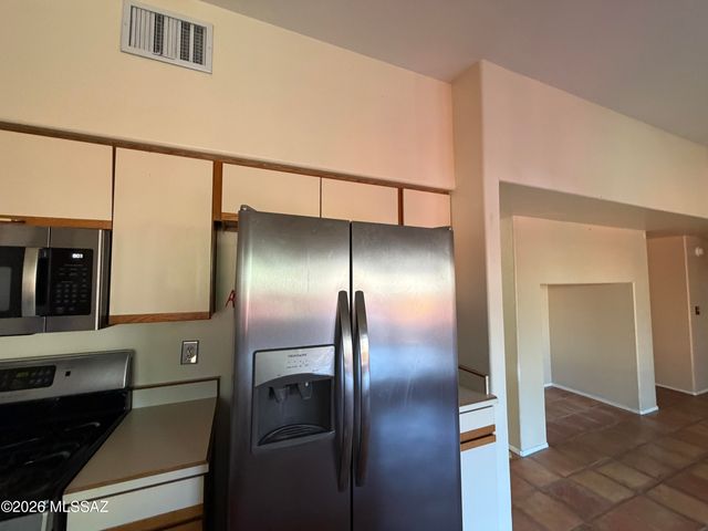 3777 N Camino Leamaria, Tucson, AZ 85716