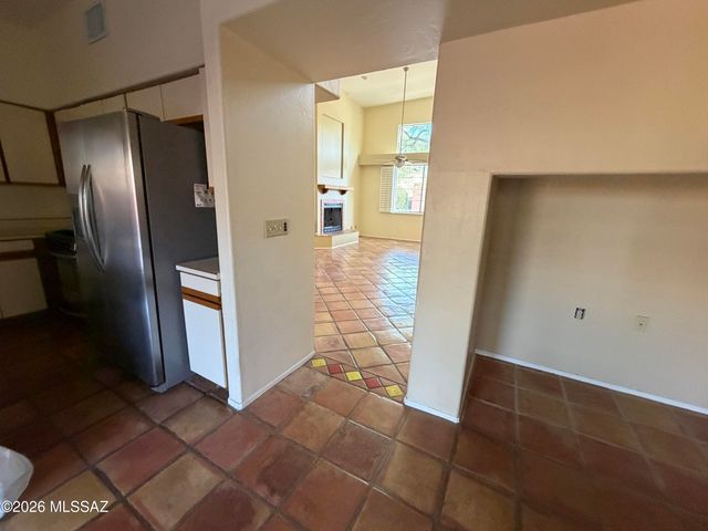 3777 N Camino Leamaria, Tucson, AZ 85716