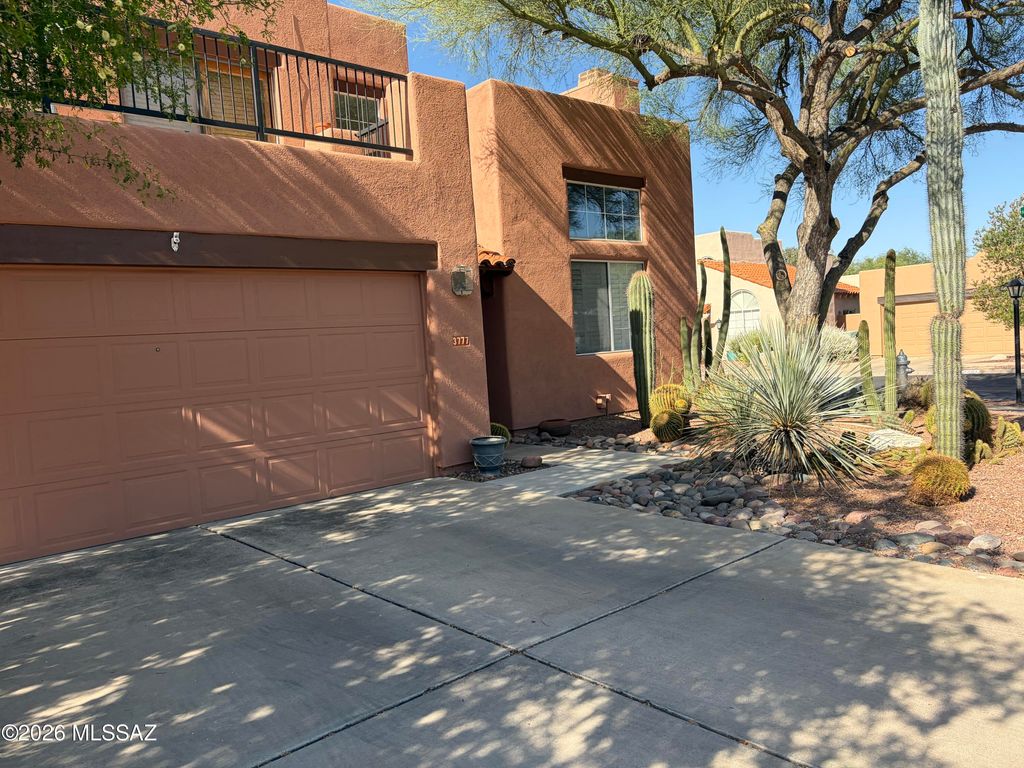 3777 N Camino Leamaria, Tucson, AZ 85716
