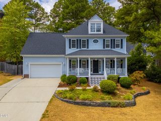 407 Maple Creek Court, Apex, NC 27502