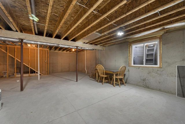 829 SHARON LANE, Pulaski, WI 54162