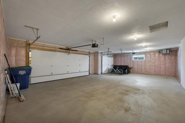 829 SHARON LANE, Pulaski, WI 54162