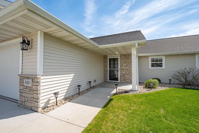 829 SHARON LANE, Pulaski, WI 54162