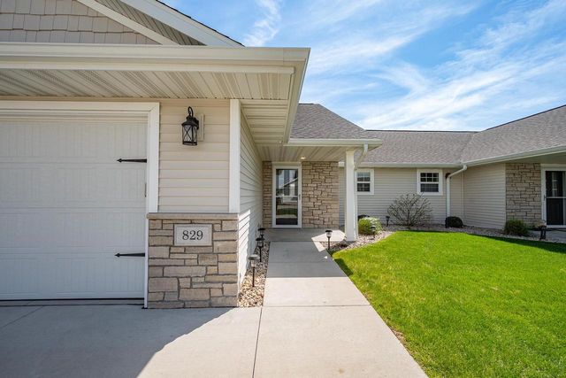 829 SHARON LANE, Pulaski, WI 54162
