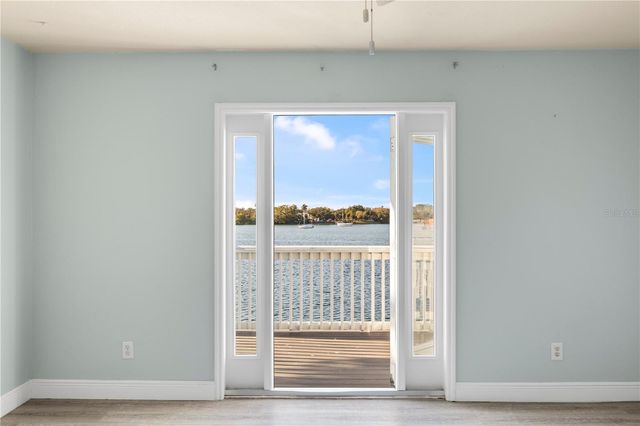 125 POMPANO DRIVE SE, St Petersburg, FL 33705