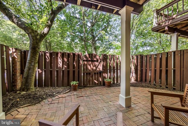 4672 KELL LN, Alexandria, VA 22311