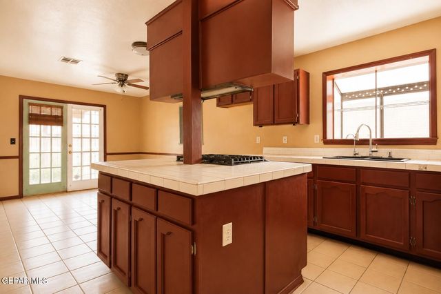 11208 Starfish Court, El Paso, TX 79936