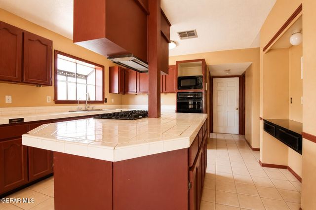 11208 Starfish Court, El Paso, TX 79936