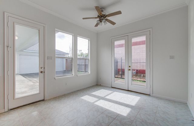 5425 Loch Lomond Drive, Houston, TX 77096