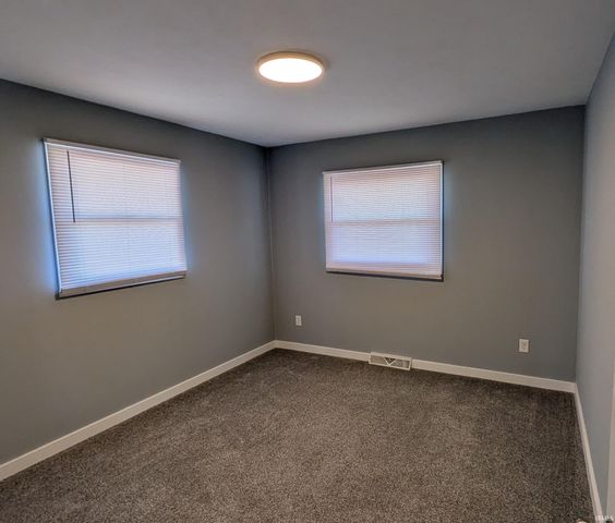 52215 N Wayne Court, Granger, IN 46530