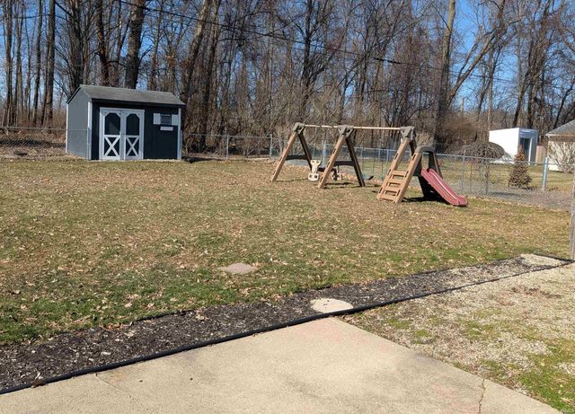 52215 N Wayne Court, Granger, IN 46530