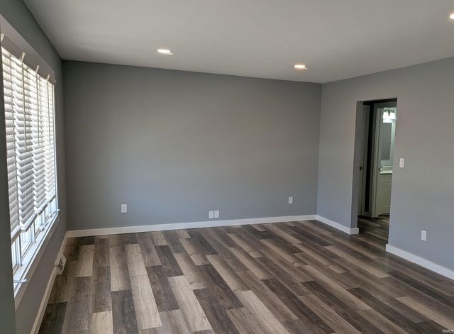 52215 N Wayne Court, Granger, IN 46530