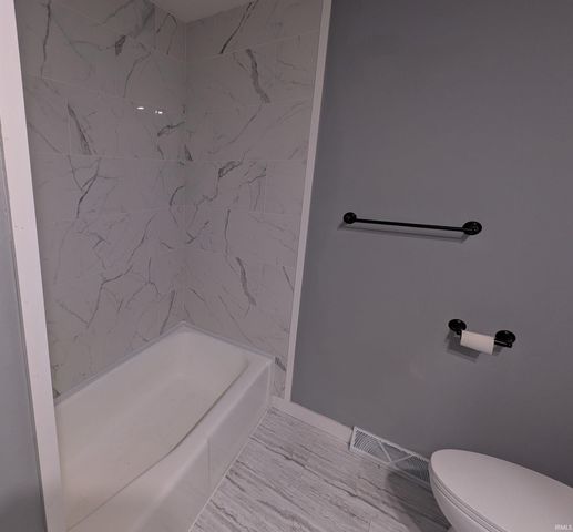 52215 N Wayne Court, Granger, IN 46530