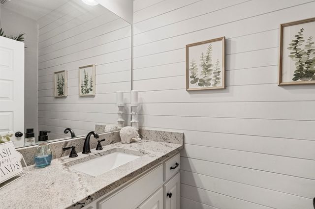 122 Lee Road 2121, Salem, AL 36874