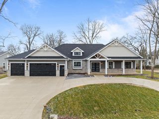 1620 Prestwick DRIVE #20-43, Lake Geneva, WI 53147