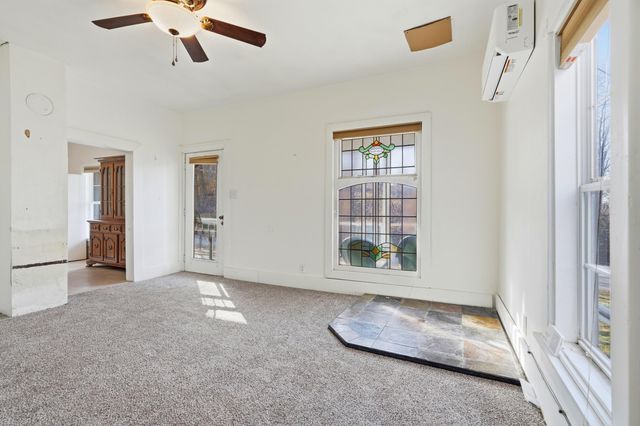 502 Myrtle Street, Crane, MO 65633