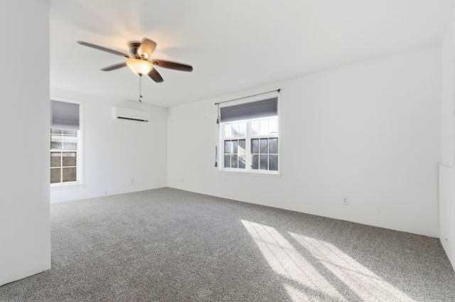 502 Myrtle Street, Crane, MO 65633