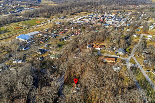 502 Myrtle Street, Crane, MO 65633