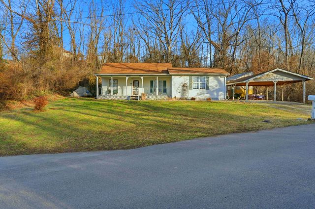 502 Myrtle Street, Crane, MO 65633