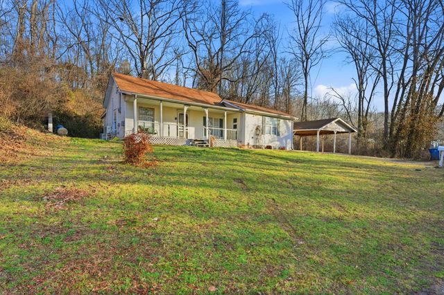 502 Myrtle Street, Crane, MO 65633