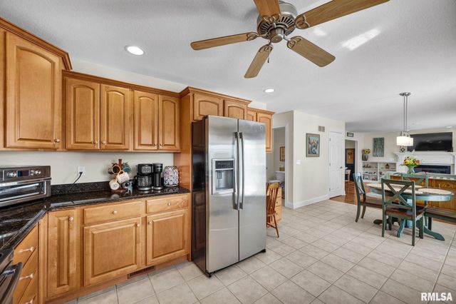 910 N WASHINGTON Drive, Metamora, IL 61548