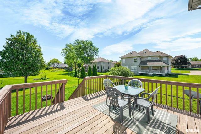 910 N WASHINGTON Drive, Metamora, IL 61548