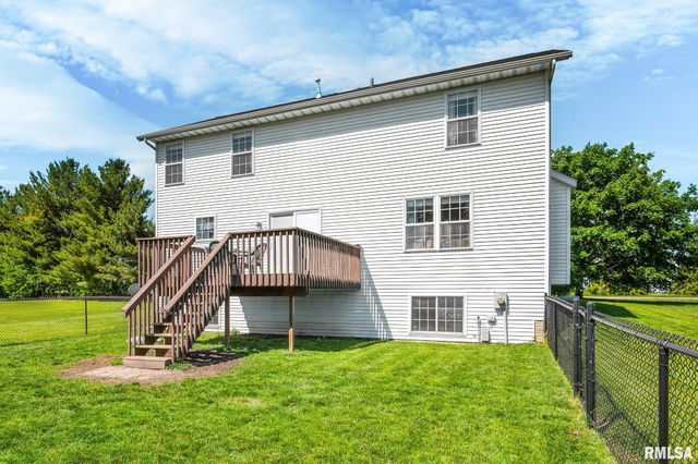 910 N WASHINGTON Drive, Metamora, IL 61548