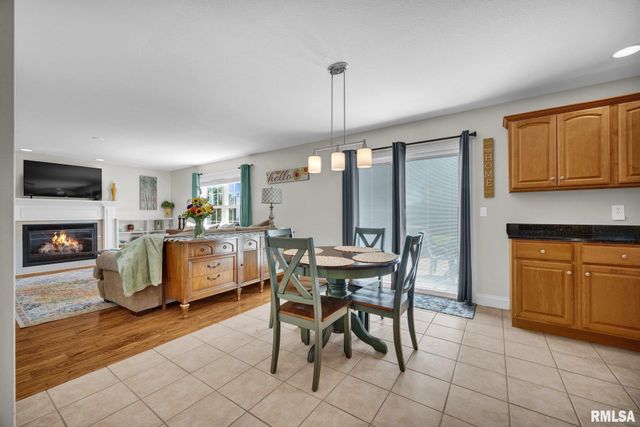 910 N WASHINGTON Drive, Metamora, IL 61548