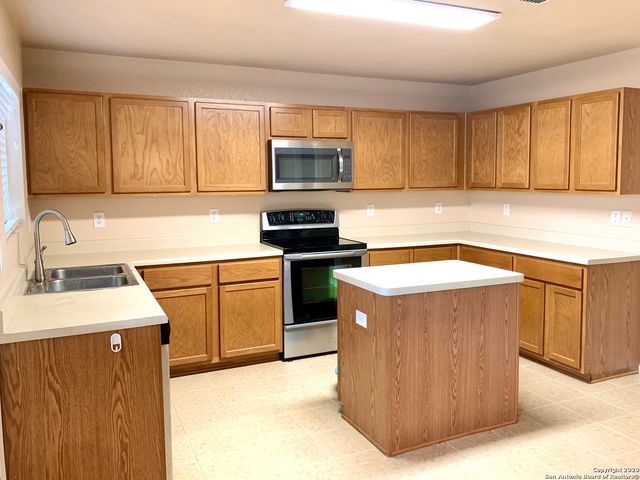 5819 Trent Ranch, San Antonio, TX 78249