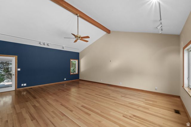 2185 E APPLEWOOD AVE, Holladay, UT 84121